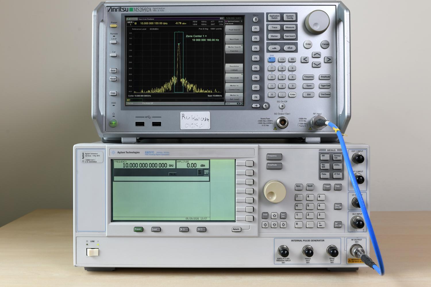 Генератор сигналов Keysight E8257C до 20 ГГц